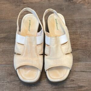 Grasshoppers Women’s sandals‎ size 8M